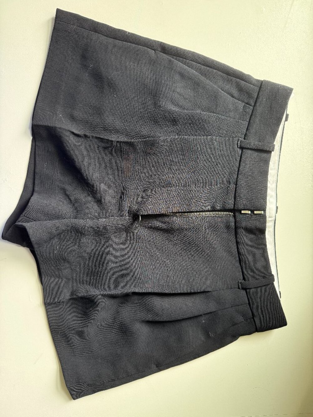 Aritzia Black High-Waist Tailored Shorts